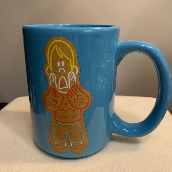 Home Alone mug with an image of Kevin made of gingerbread o… - Picture 2 of 4
